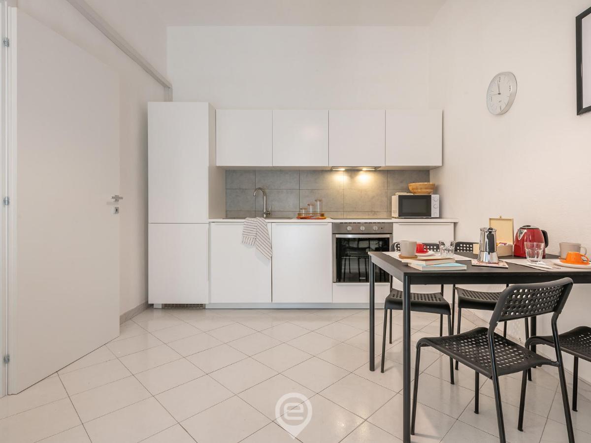 Aurora'S Apartment Cagliari Ngoại thất bức ảnh