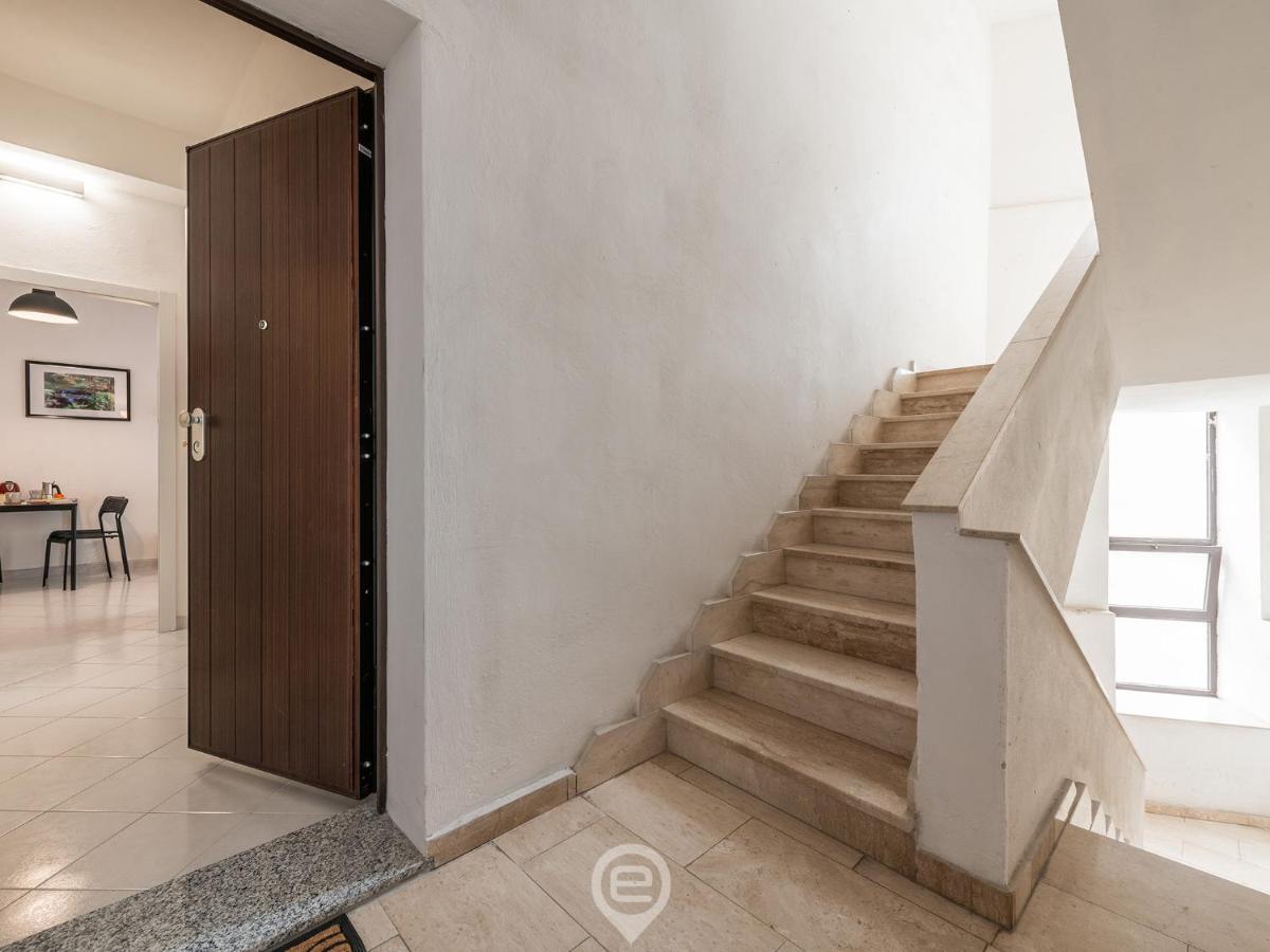 Aurora'S Apartment Cagliari Ngoại thất bức ảnh