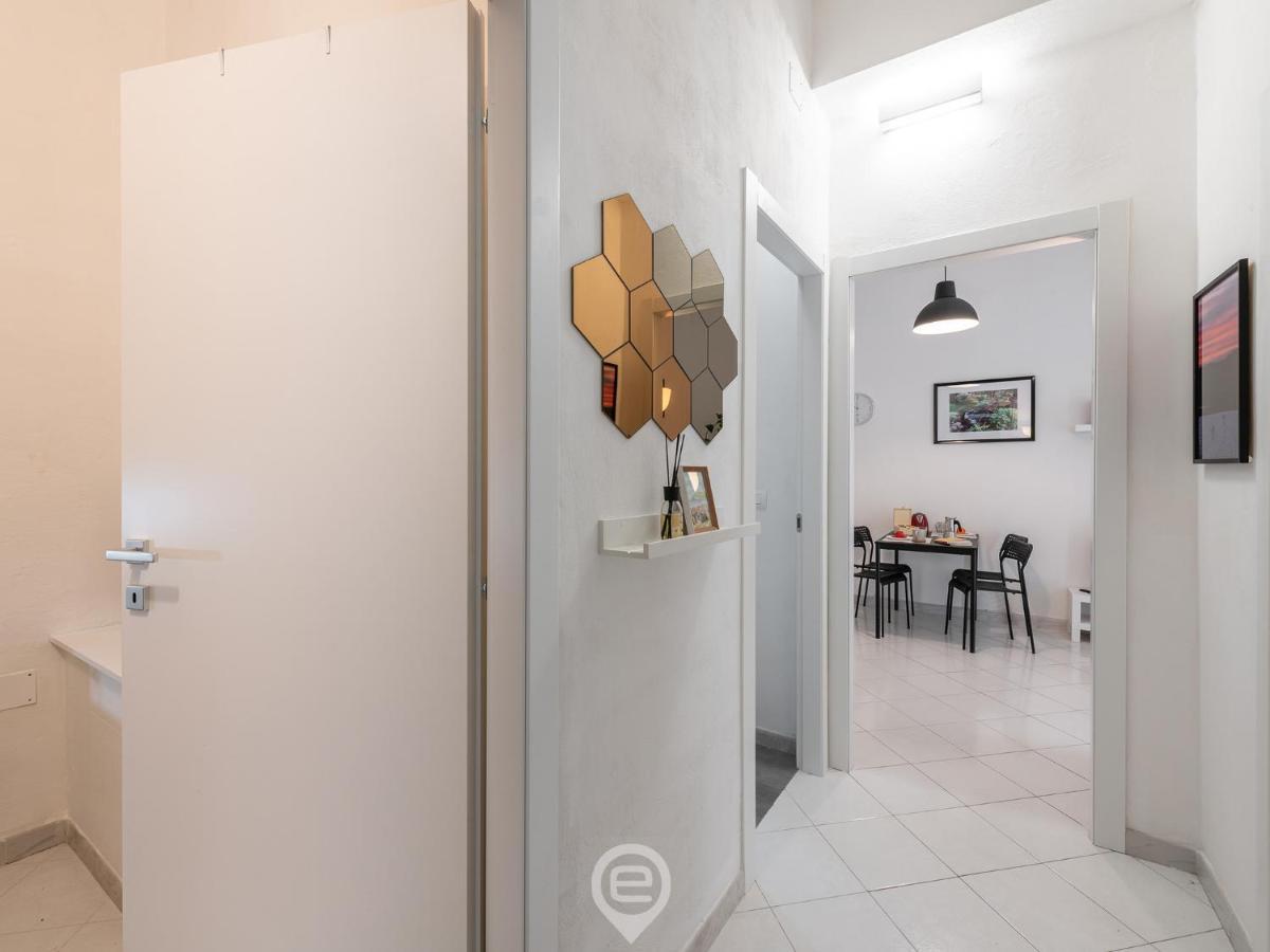 Aurora'S Apartment Cagliari Ngoại thất bức ảnh