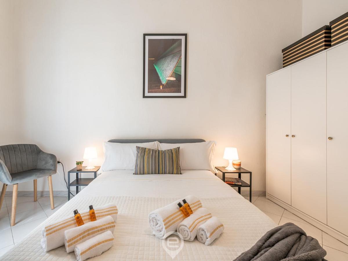 Aurora'S Apartment Cagliari Ngoại thất bức ảnh