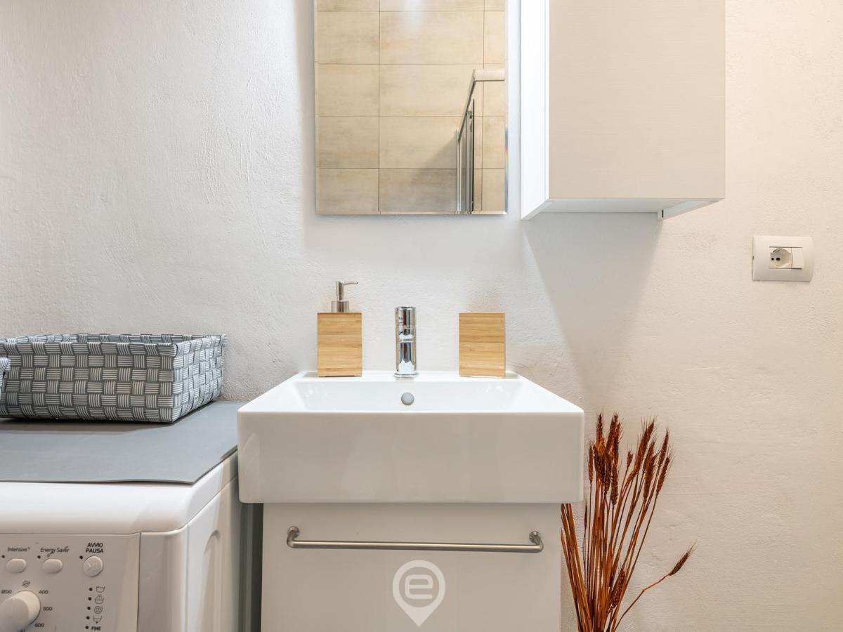 Aurora'S Apartment Cagliari Ngoại thất bức ảnh